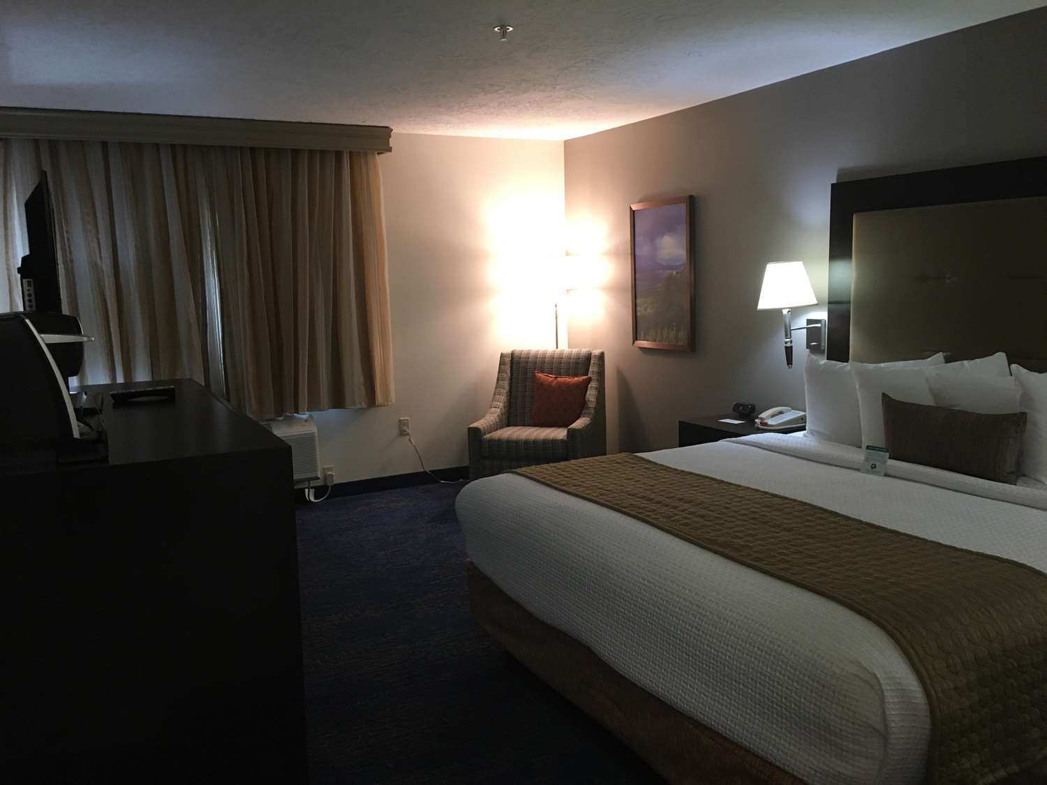 Best Western Plus Portland Airport Hotel & Suites Room photo